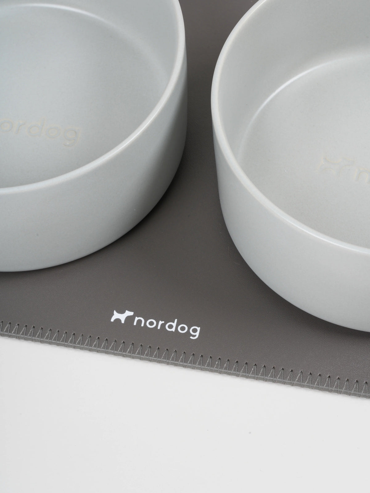 Nordog ovalt underlag til hundeskåle – mørkegrå – billede 6