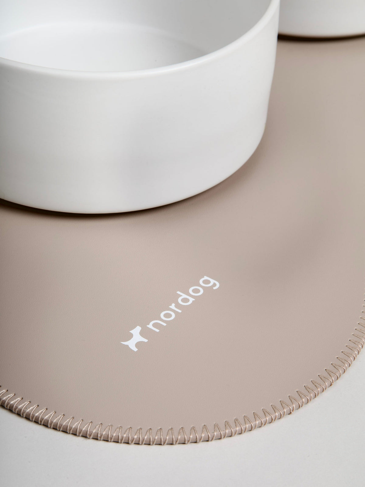 Nordog Underlag til hundeskåle – Cappuccino – billede 4