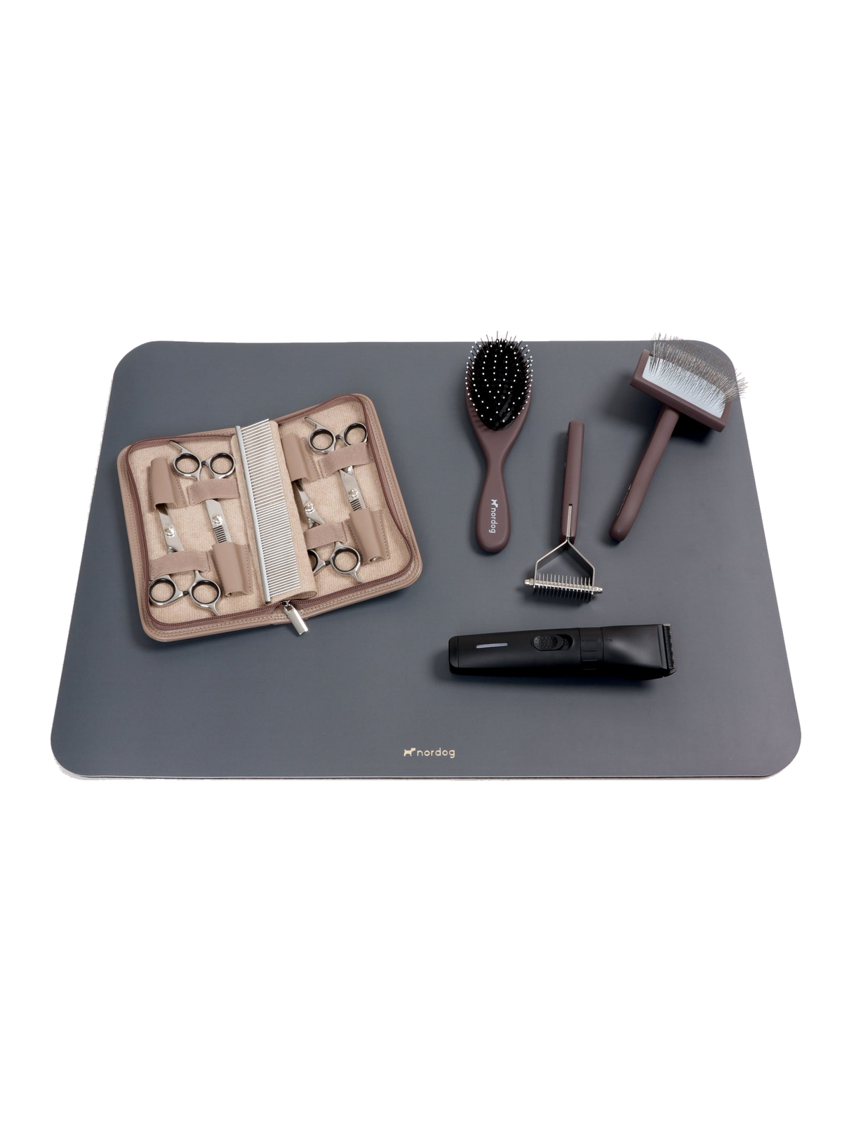 Nordog Clip & Trim plejemåtte – Grafit – fritlagt produktfoto